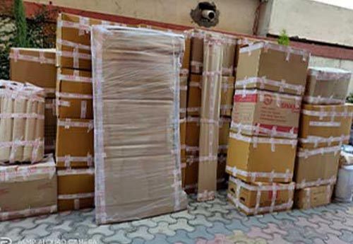 waring and packaging of goods